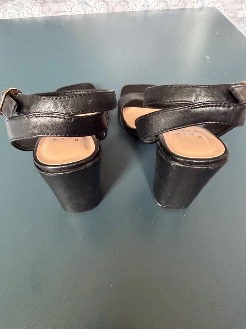 a new day chic black